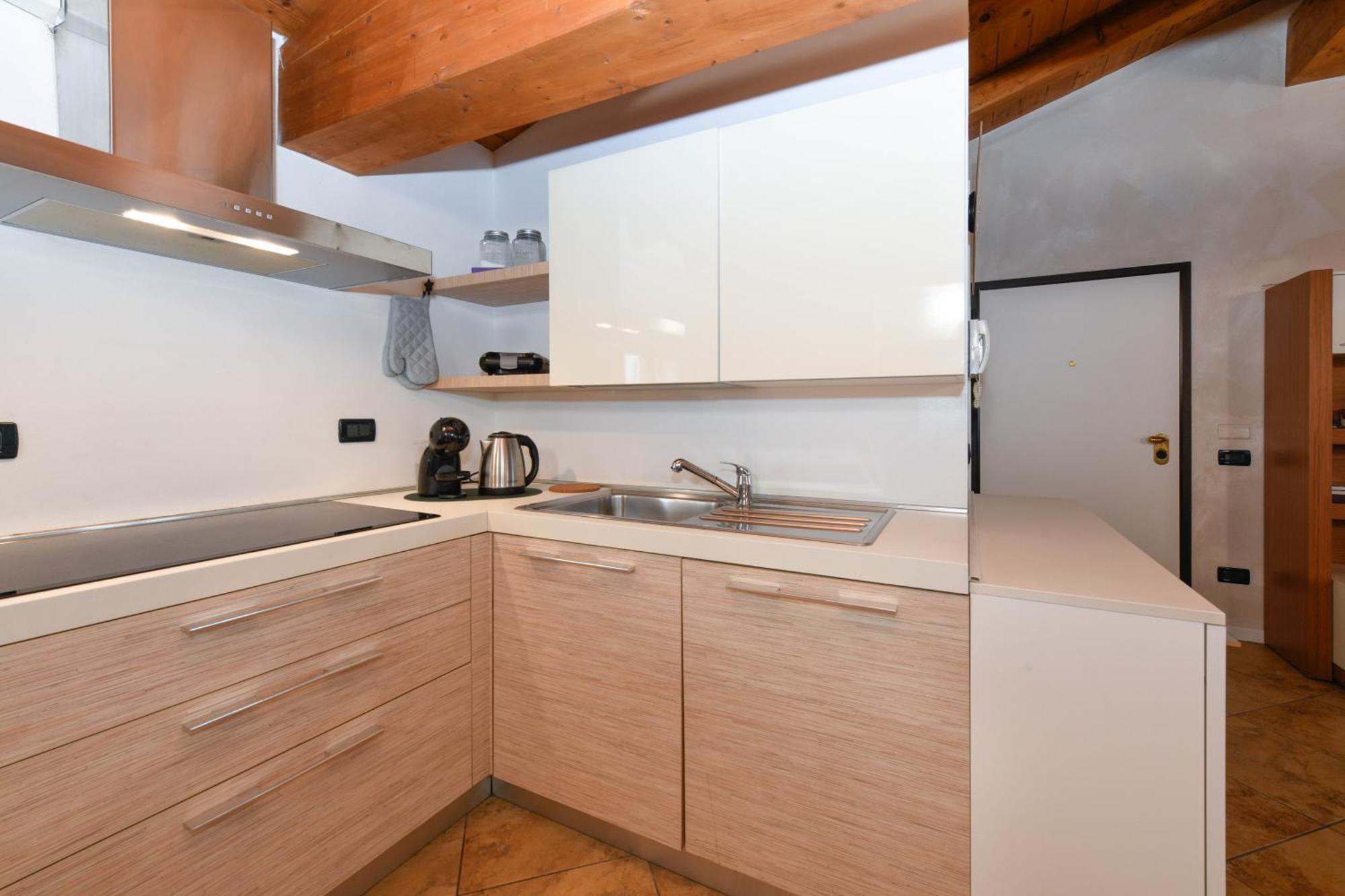 Wendy Apartment- Twobedroom & Pool & Parkprivatefree & Sports ديسينسانو ديل غاردا المظهر الخارجي الصورة